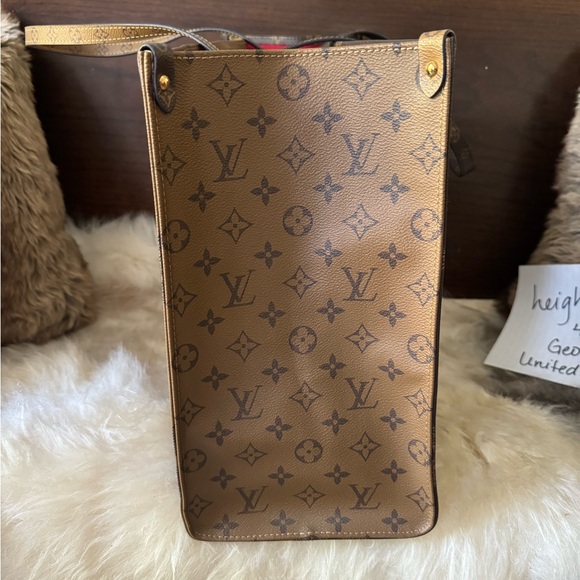 Louis Vuitton OnTheGo GM Reverse Monogram - Picture 4 of 14